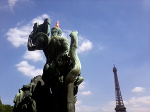 Cats and dogs, living together... Mass hysteria!